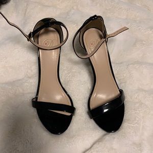Black Dress Heels sz 7.5 - only worn once!
